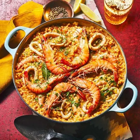 Arroz con gambas y calamar